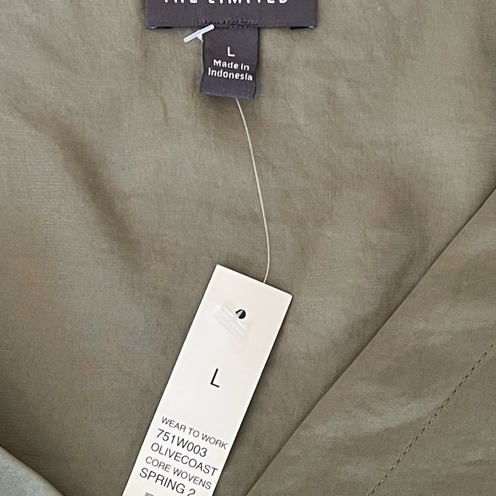 THE LIMITED high low olive tee - Picture 2 of 2